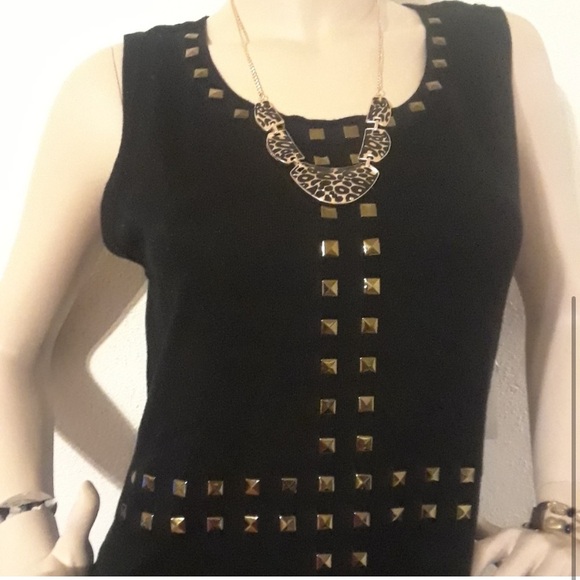 New Direction.  Gold tone embellishments Black stretch dress Sz M. - Picture 14 of 14